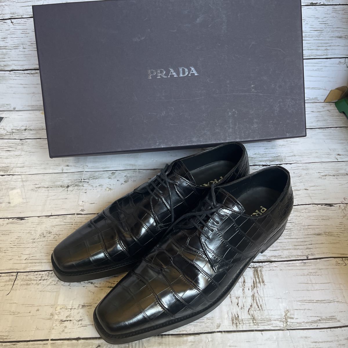 全国無料，高品質 e683 PRADA プラダ 本革 レザー シューズ 6.5 25.5cm 子羊革 クロコ調(男性用)｜売買されたオークション情報、yahooの商品情報をアーカイブ公開 - オークファン 靴