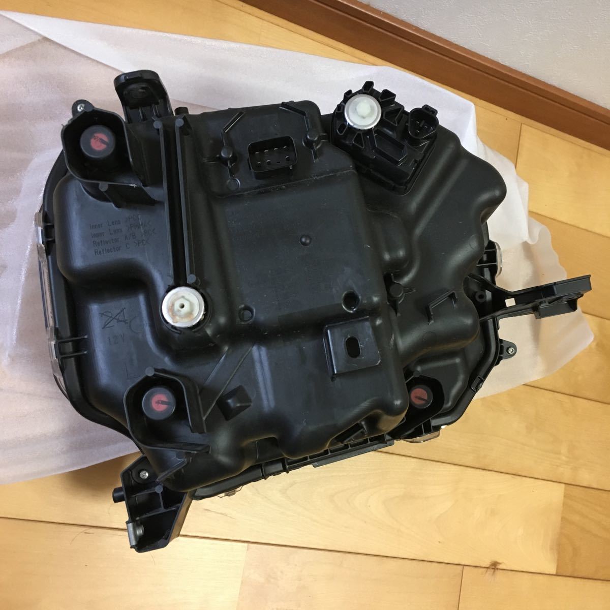 ダイハツ LA900S タフト ヘッドライト 左 純正 LED 81150-B2B30 KOITO 100-6907E 左側 助手席側 TAFT ランプ
