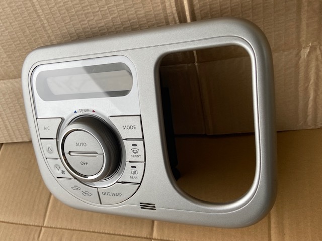 ラパン　HE22S　　純正　エアコンパネル　空調スイッチ 【C3951　X】　