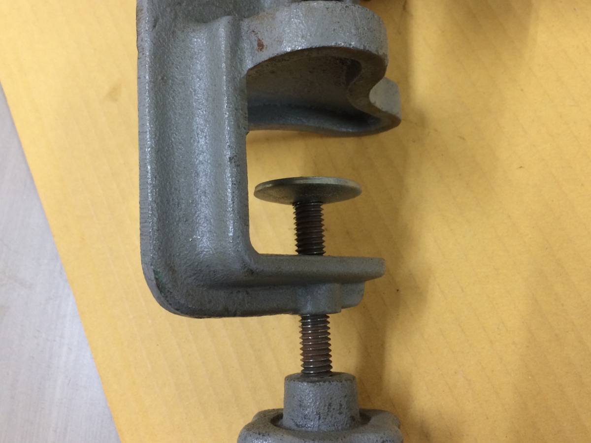 オリエンタル（東洋工具） 手回しタッパー（10mm用チャック付） 送料