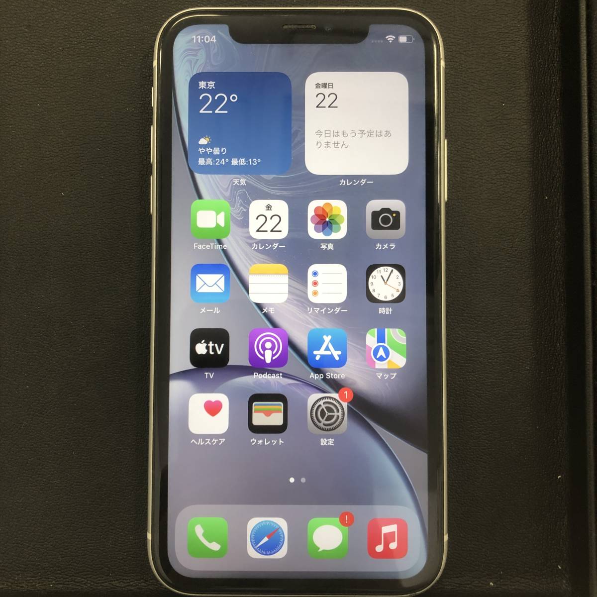 iPhone XR 64G ホワイト simロック解除済み XR iPhone 64GB 初期化済み