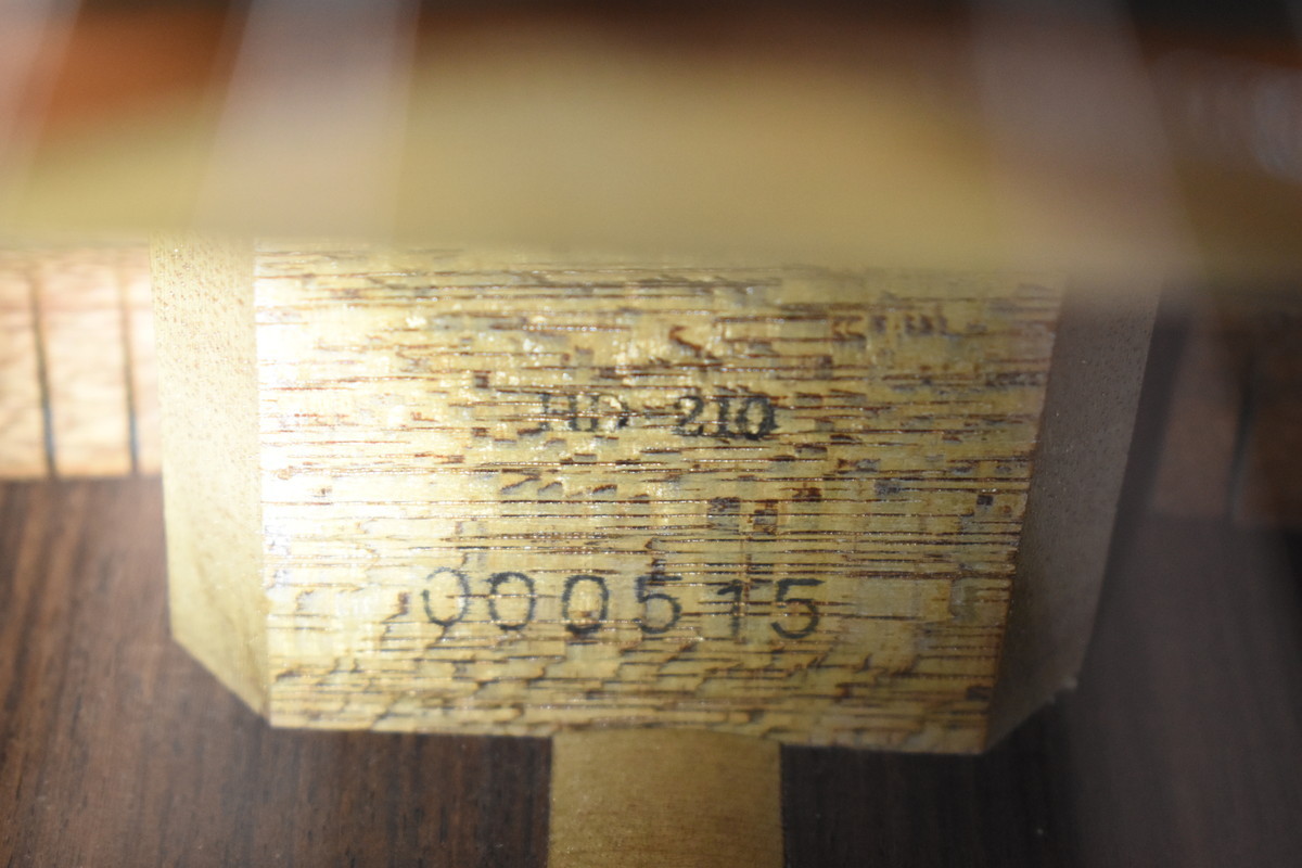 f1048995428.4