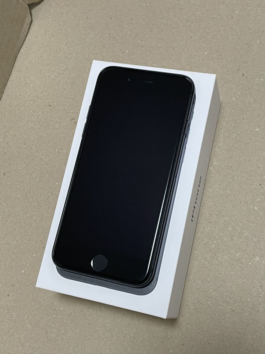 クーポン・セール・アウトレット Apple【即決・送料込み】iPhone 7