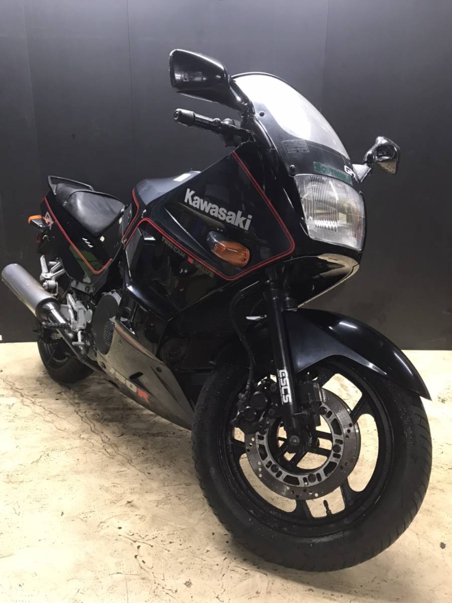 GPX750R - GPX750R（ZX750F）-since 1986- バイクの系譜 | Kawasaki 0