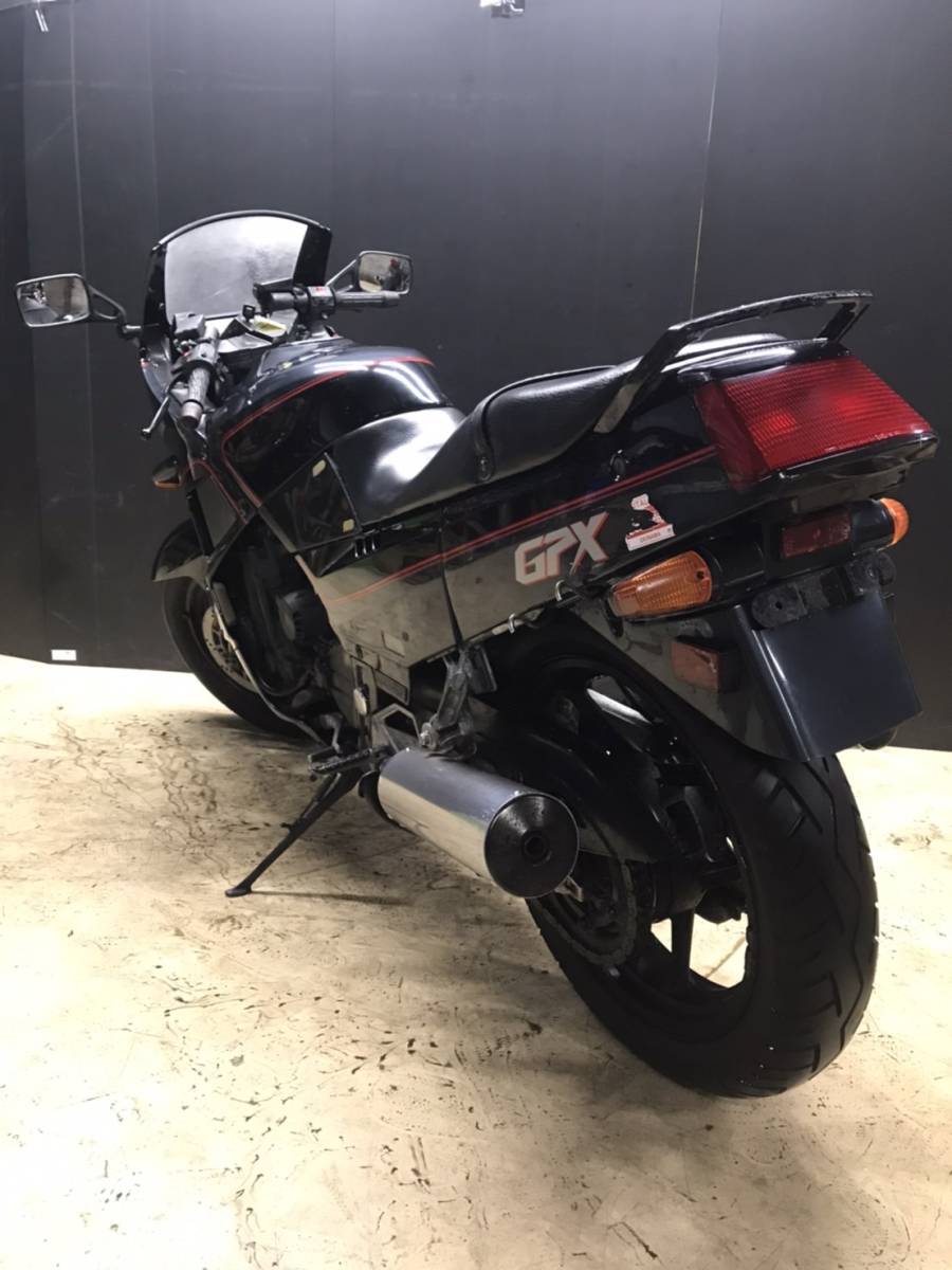 GPX750R - GPX750R（ZX750F）-since 1986- バイクの系譜 | Kawasaki 0