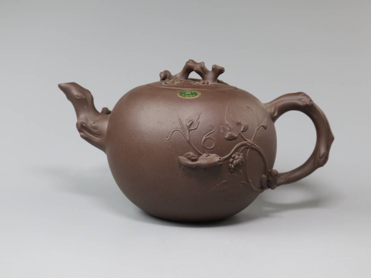 急須 煎茶道具 100cc メルカリ 宜興 紫泥 栗鼠竹 茶壺 中国茶 在銘 中国