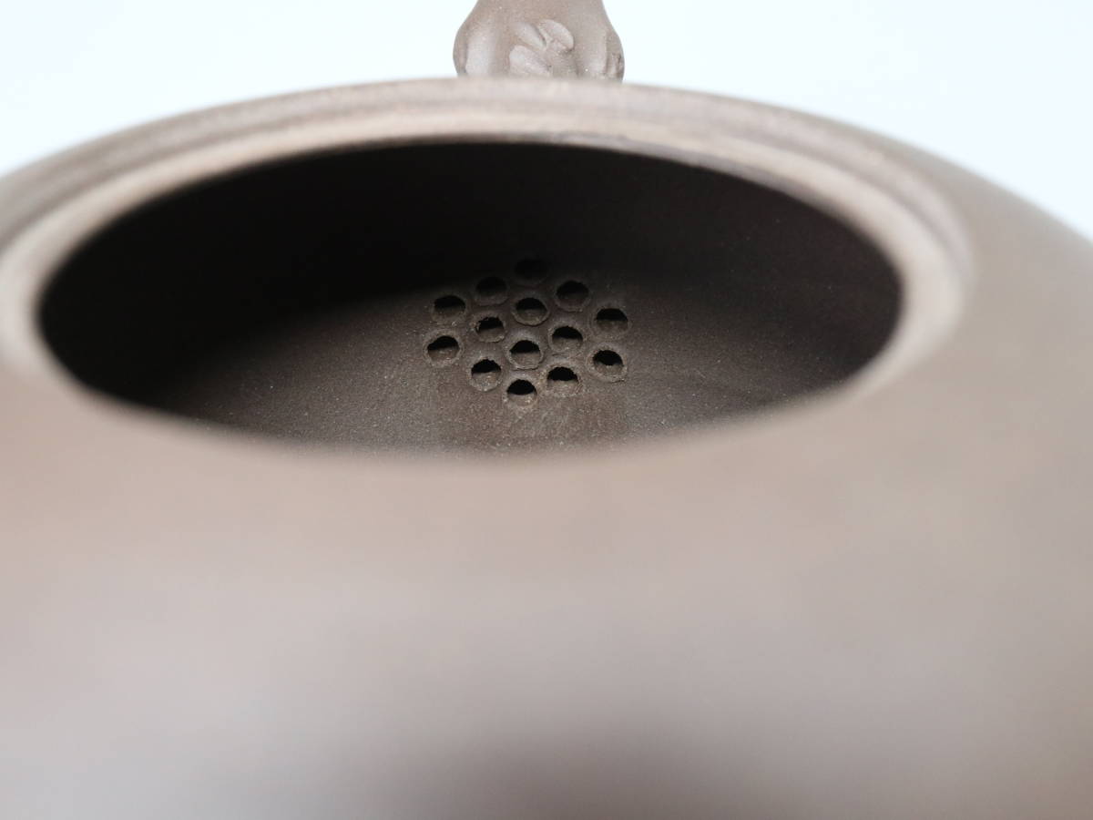 急須 煎茶道具 100cc メルカリ 宜興 紫泥 栗鼠竹 茶壺 中国茶 在銘 中国
