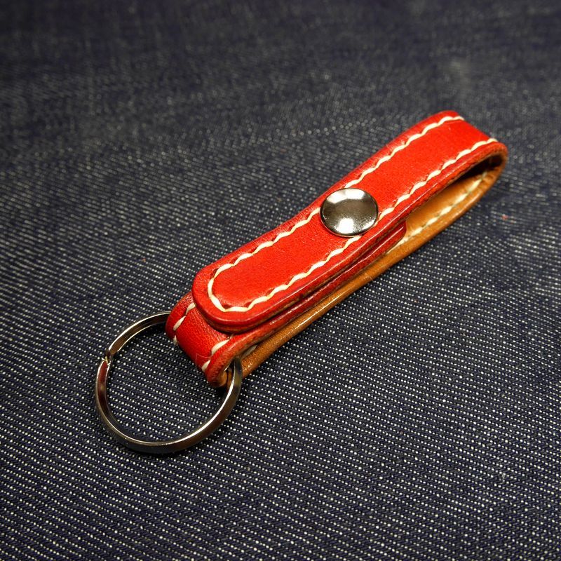 【1点限定　即発送可能】 栃木サドルレザー ベルトループ キーホルダー　赤革×ナチュラル 総手縫い 馬具職人工房