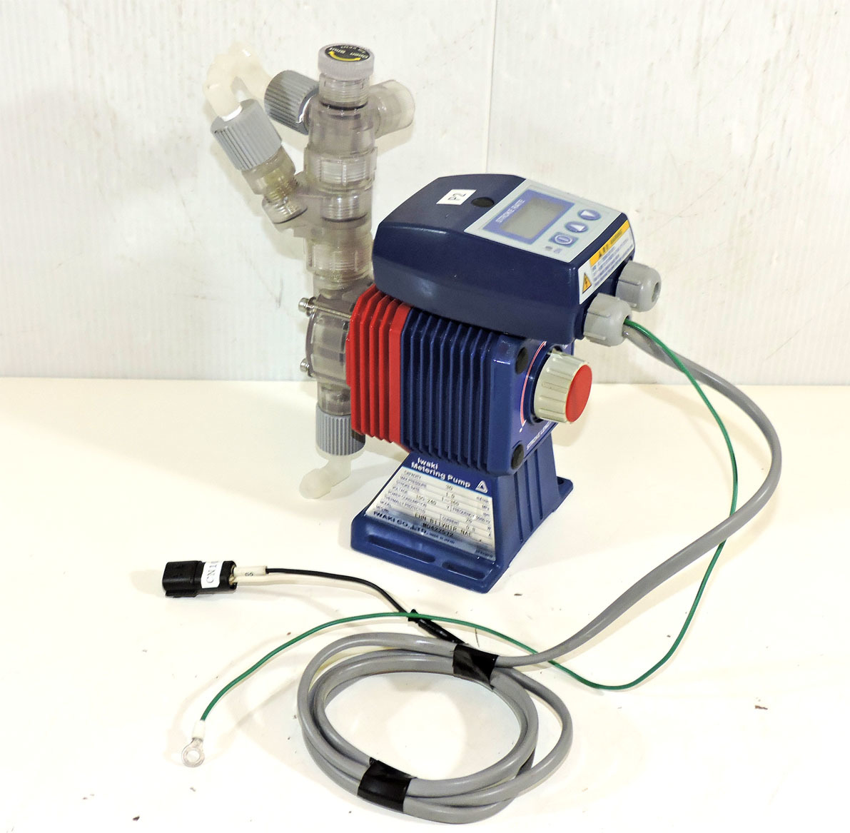 Iwaki イワキポンプ 大型電磁定量ポンプ EHN-B11VH1R-NAE 100-240V 中古品