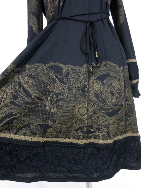 Rozen Kavalier レースプリントニットワンピース / オッズオン ローゼンカヴァリエ Ozz On [B47371] Kavalier Rozen Ozz * ozz 刺繍入りホルターネックワンピース