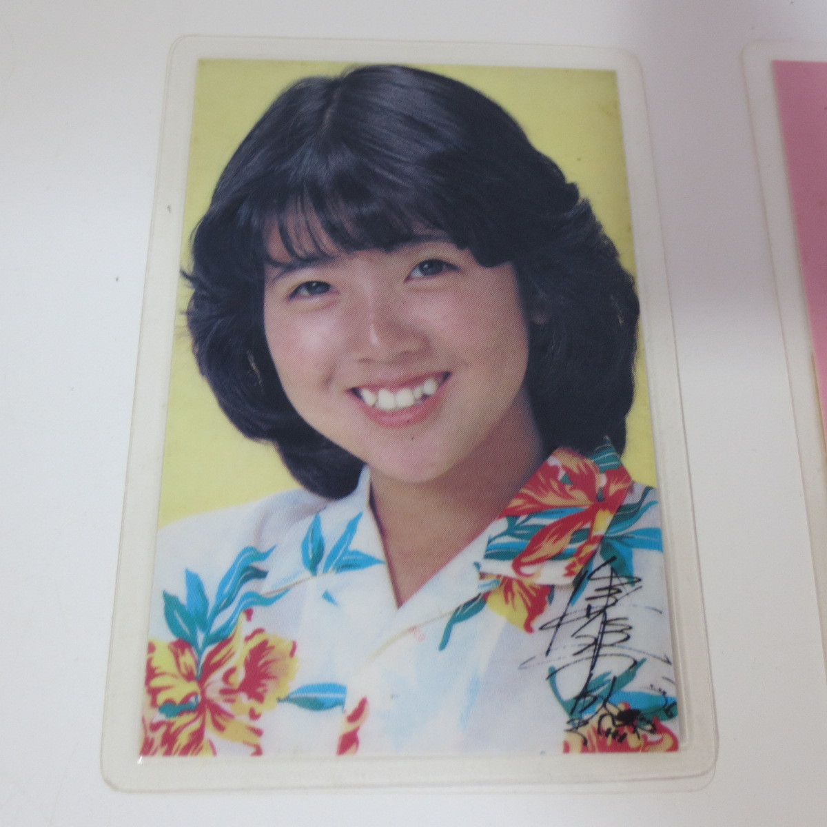 タレントグッズ】80年代 昭和アイドル 伊藤つかさ ラミネートカード 6