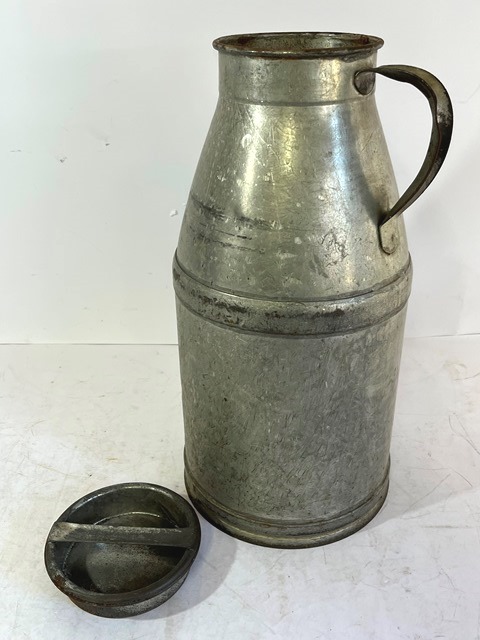 C○6050○レトロ品 久保鉄工場 蓋付 ミルク缶 牛乳缶 ミルクタンク 