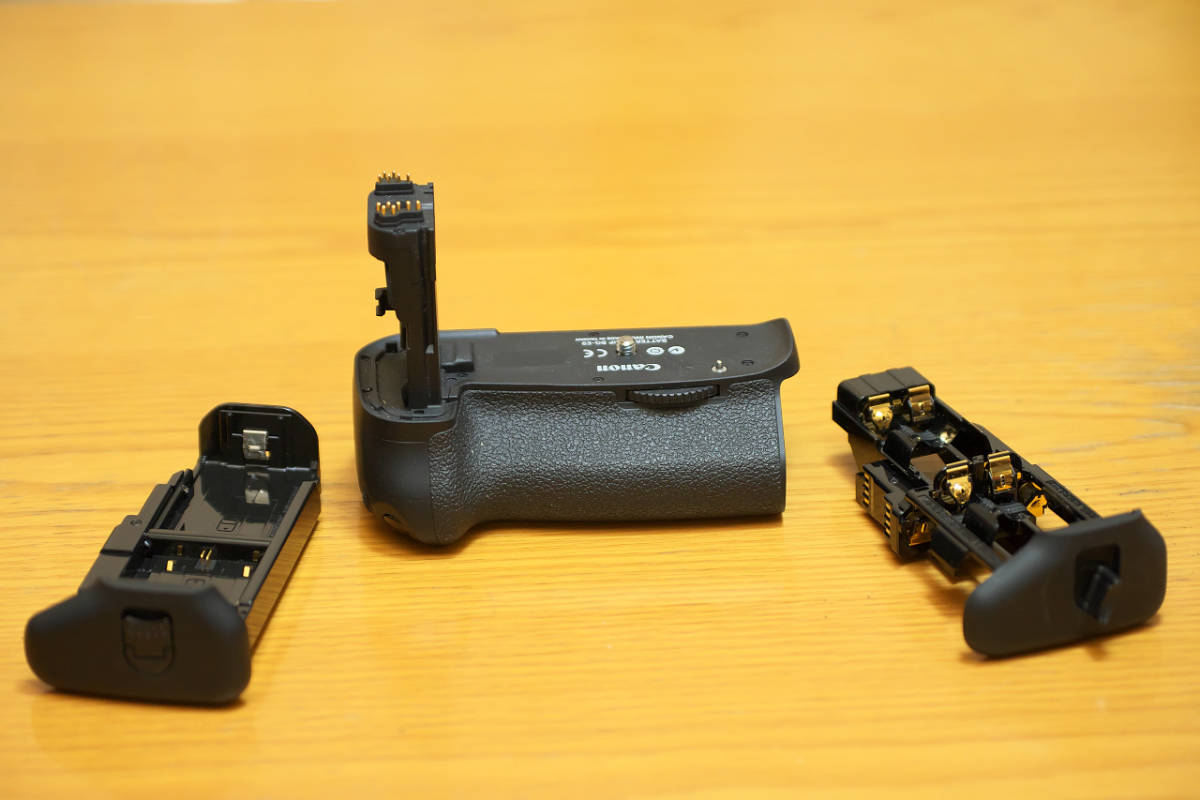 カメラ 【美品】Canon EOS 60D 縦位置グリップ、予備バッテリー付き