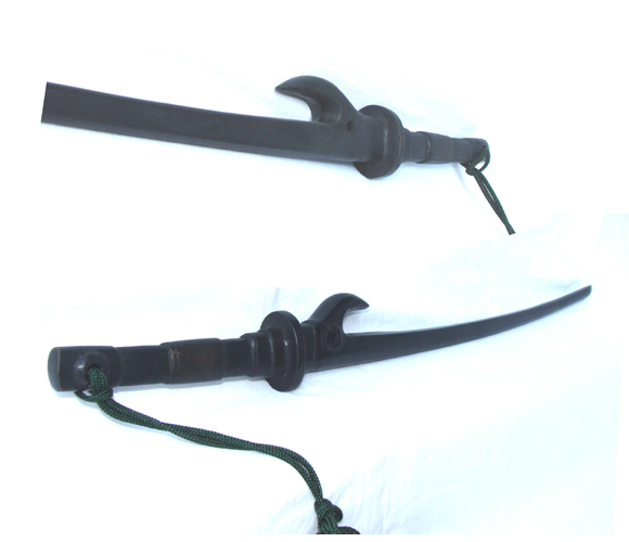 ○ 武具 合戦時の武具 ＜ 兜割（かぶとわり） ＞ 十手型の兜割 ○