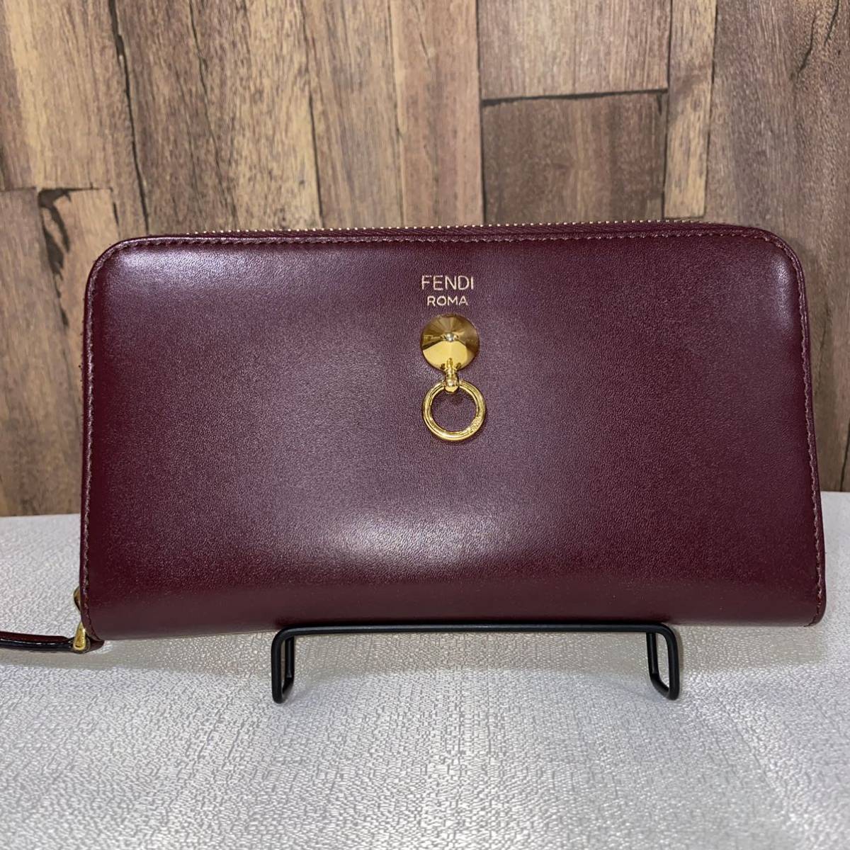 1円【未使用!】希少色 FENDI フェンディ 長財布 本物 レザー 1円【未使用!】希少色 FENDI フェンディ 長財布 本物 レザー