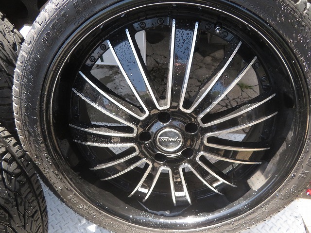 K☆dynamics 22×8JJ　5穴 DESERT　STORM　D8　265/35ZR22　102W　XL アルミホイール ◎引取限定　大阪和泉市