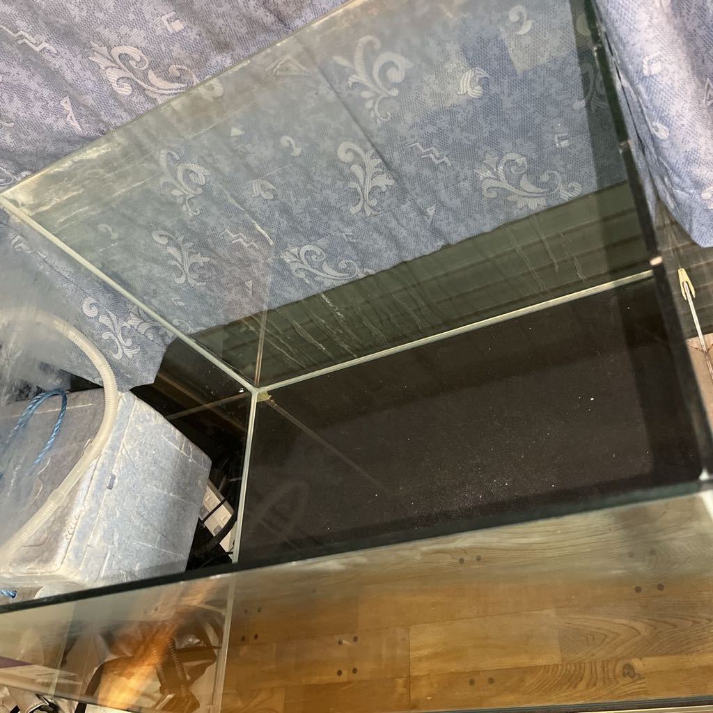 ガラス水槽 水槽台 濾過器 その他セット 60cm 売買されたオークション情報 Yahooの商品情報をアーカイブ公開 オークファン Aucfan Com