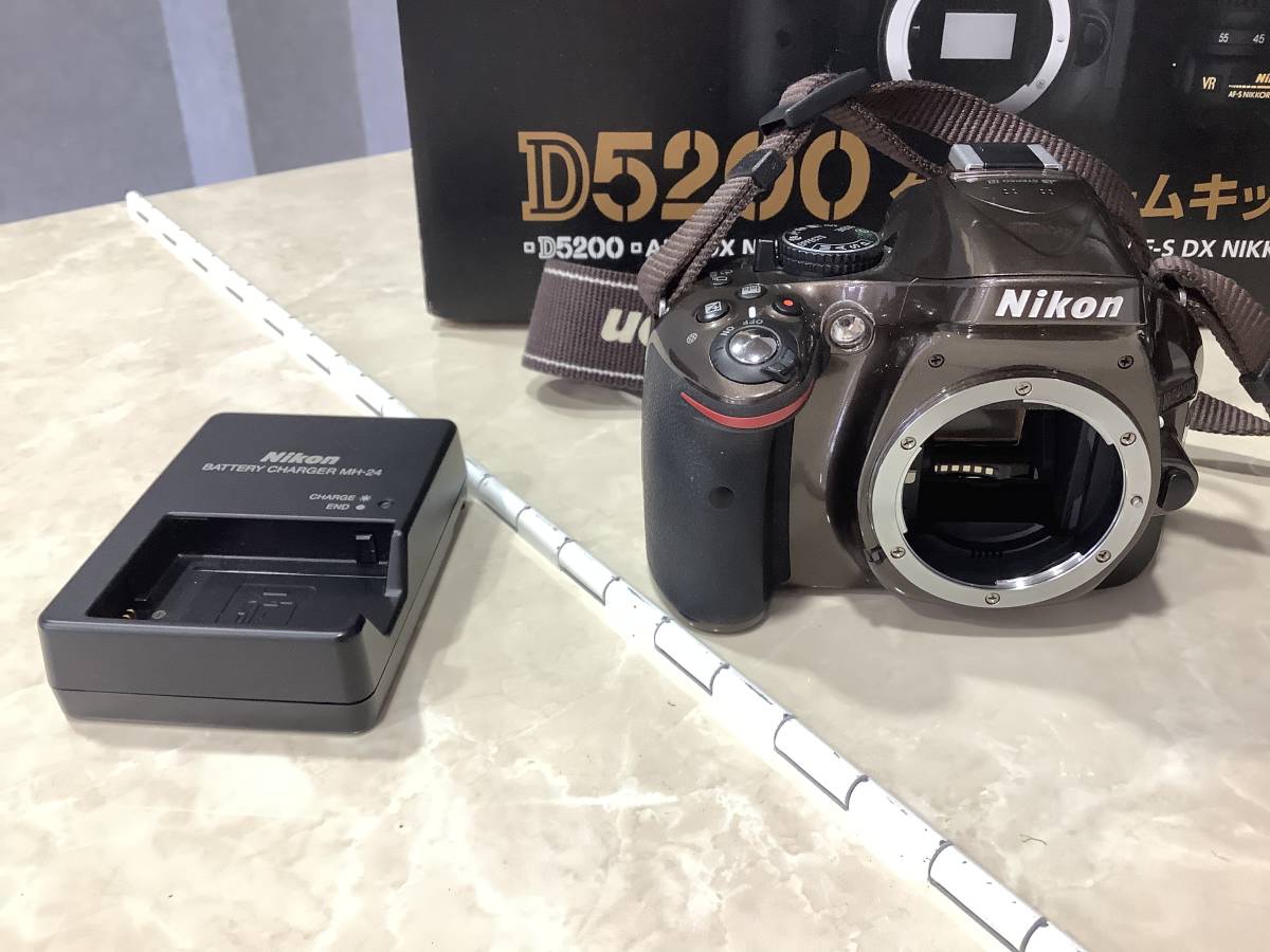 1円〜 Nikon 一眼レフカメラ D5200 ダブルズームキット ブロンズ 通電確認済み D5200 Nikon ダブルズームキット Nikon&frasl;D5200&frasl;ダブルズームキット&frasl;デジタル一眼 カメラ ダブルズーム