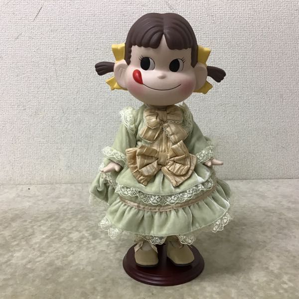 1円～ 不二家 YEAR'Sペコちゃん Good old days 2005 ビスクドール