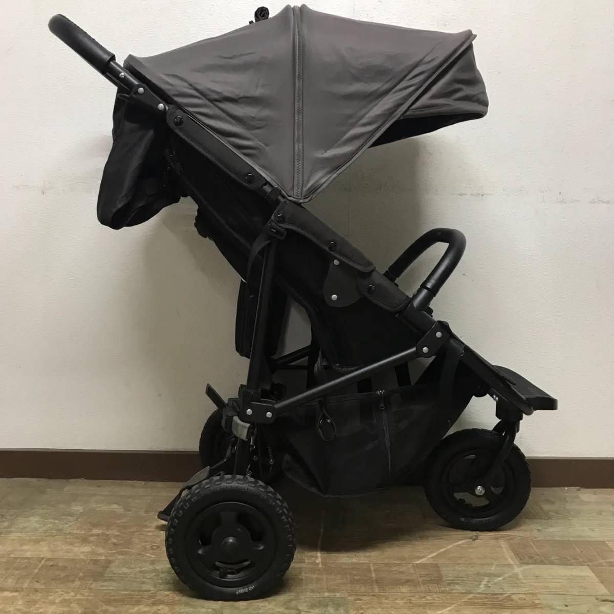 三輪エアーバギー EN1888