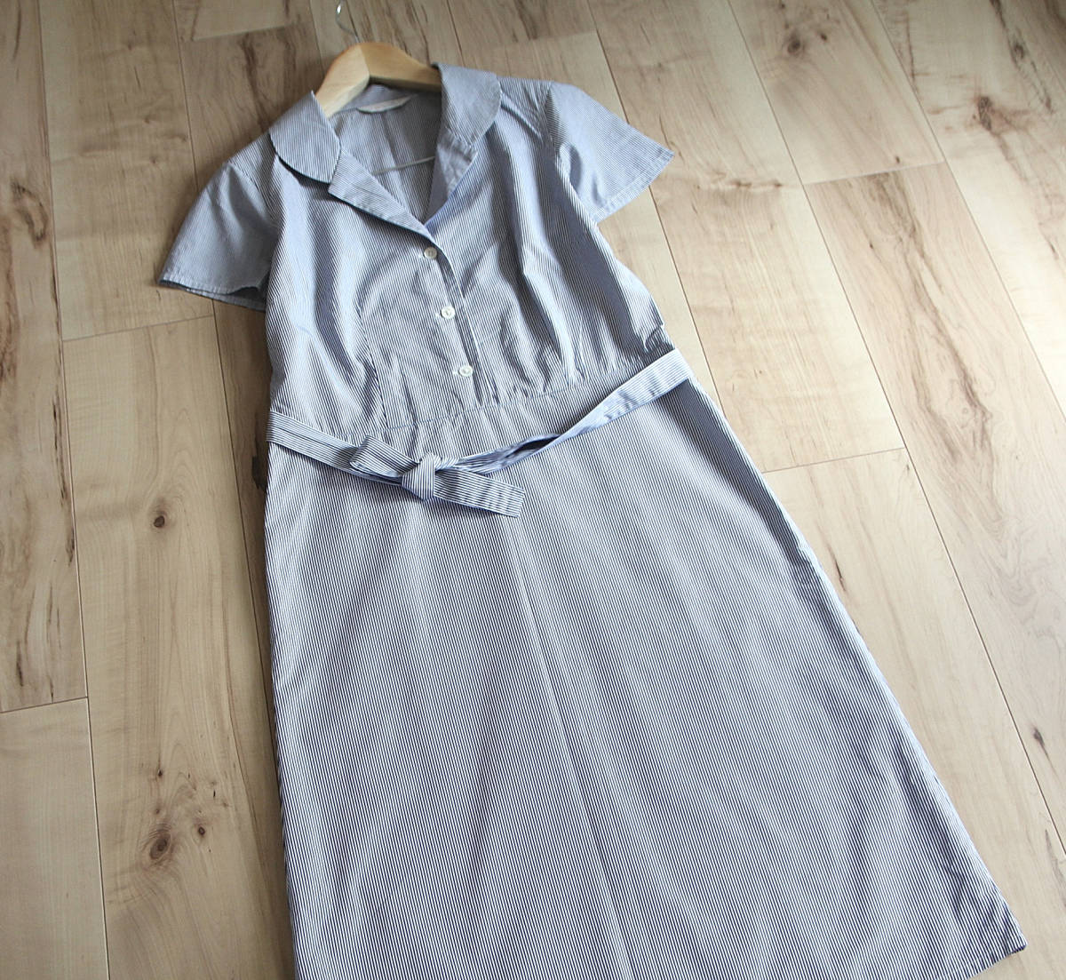 Kamakura メーカーズシャツ鎌倉 サイズ9 コットン100 ネイビー系細ストライプワンピース Mサイズ 売買されたオークション情報 Yahooの商品情報をアーカイブ公開 オークファン Aucfan Com