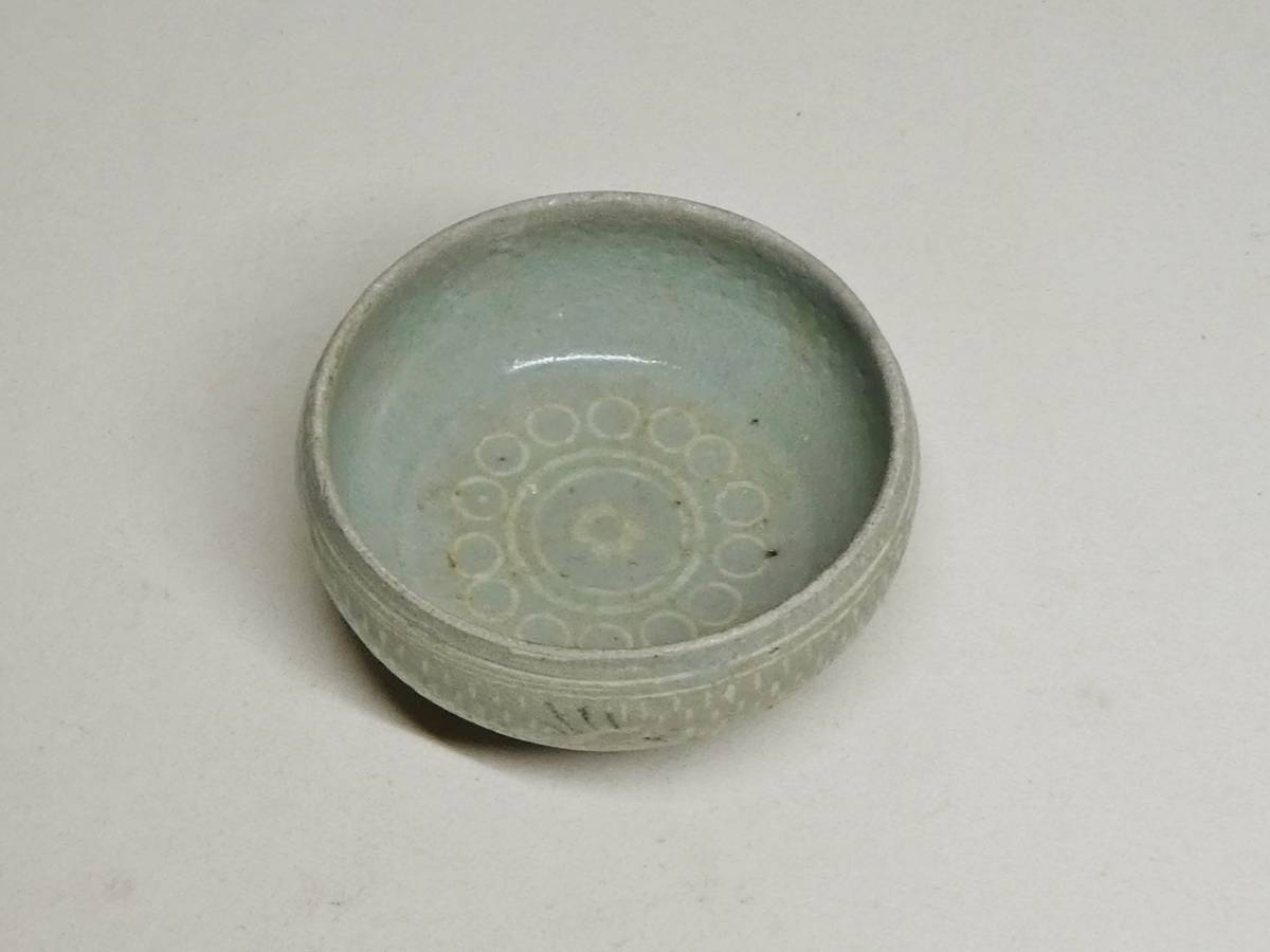 三島皿 箱付 李朝時代 李朝三島象嵌手鉢』金直しあり 合時代箱付き