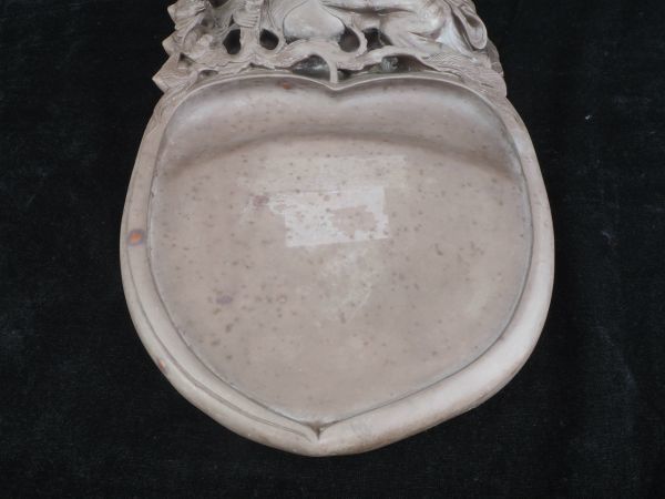 2T220513 書道具 中国 端州石硯 龍 仙人 立体 彫刻 桃形 縦31cm