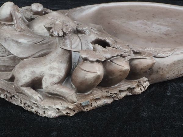 2T220513 書道具 中国 端州石硯 龍 仙人 立体 彫刻 桃形 縦31cm 横19.5