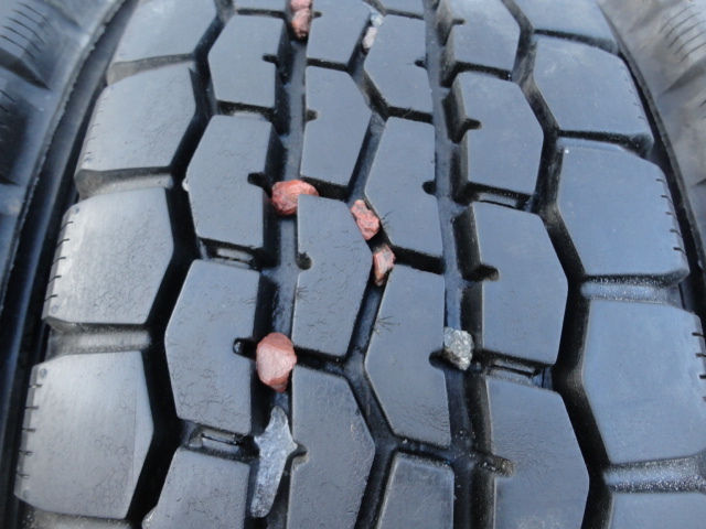 ○1313 ミックス 深溝9.5分山 DUNLOP SP LT21 195/70R17.5 112/110L LT
