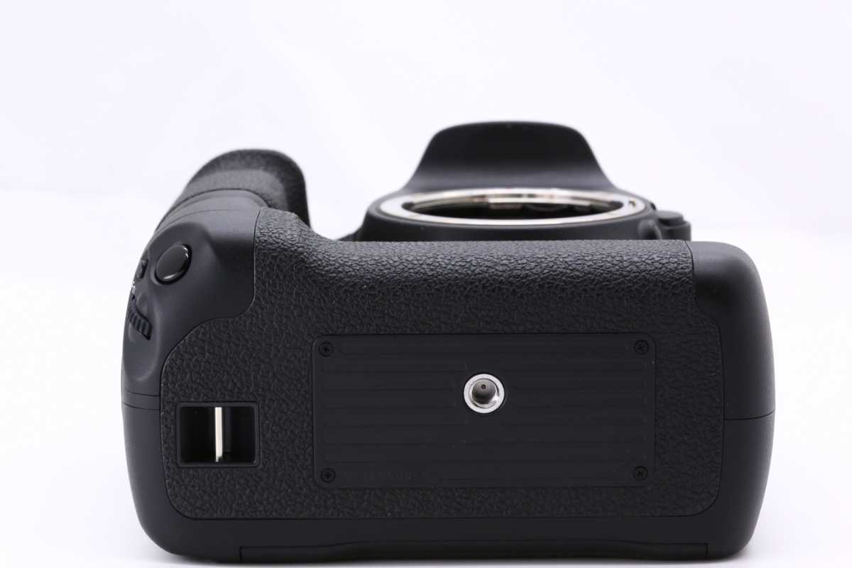 Canon キヤノン EOS 7D ボディ＋BG-E7 バッテリーグリップ #54865487