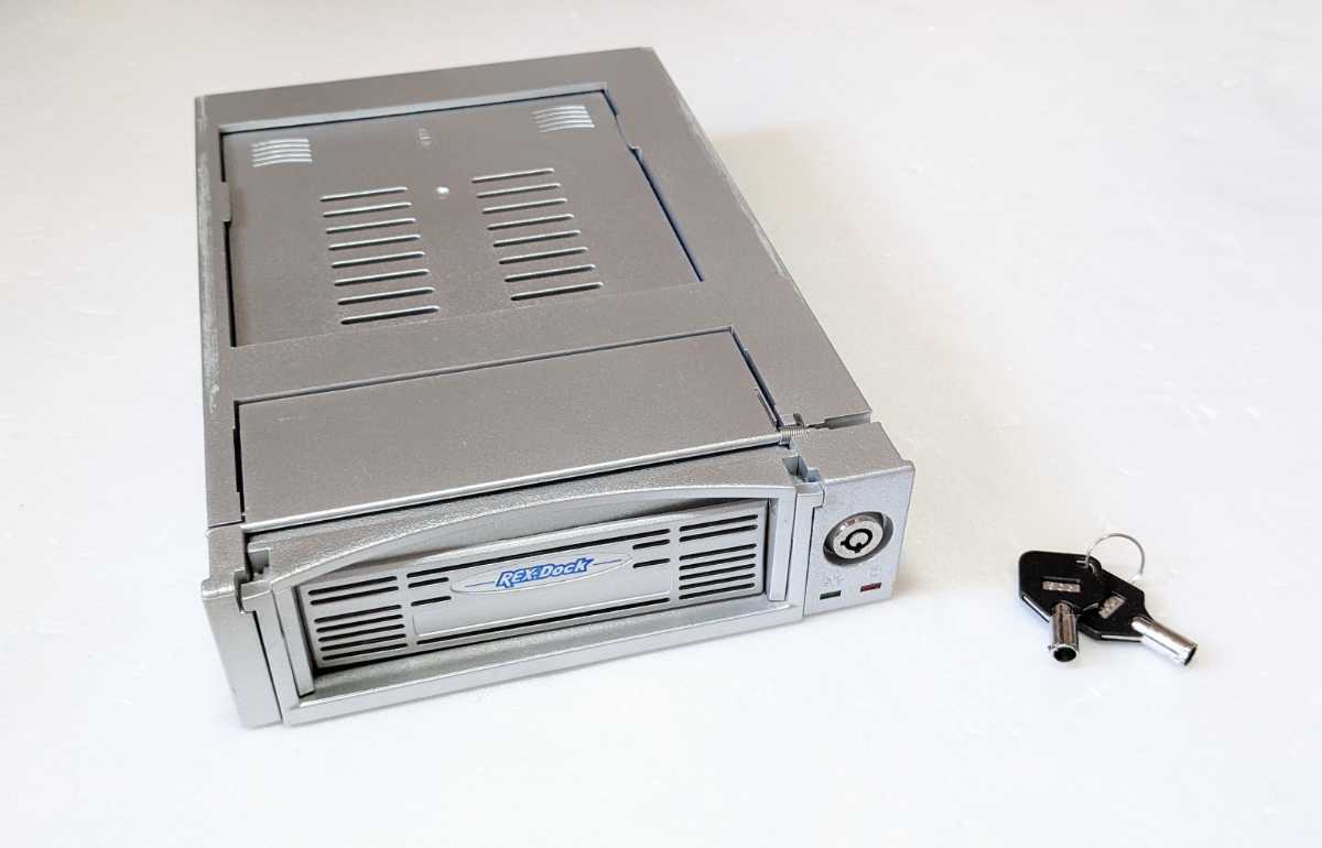 増設やOS切替も楽々 RATOC Systems IDE HDD用 リムーバブルケース 内蔵タイプ/シルバー 冷却ファン搭載 7200rpm ...