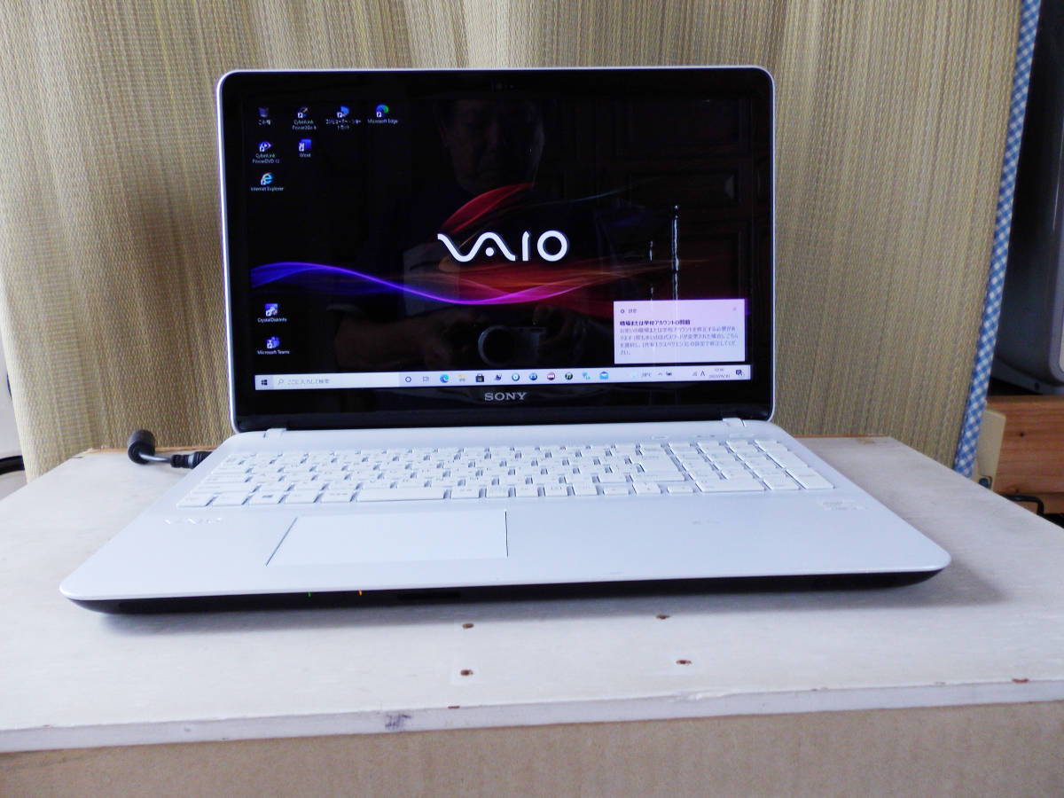 VAIO SVF152C1JN SONY Sony Fit メモリー8GB SSD Core-i3 Vaio i5