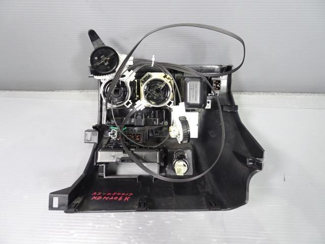 ハイエース トヨタ KDH206V エアコン パネル スーパーGL エアコンスイッチパネル 0 LDF-KDH206V スイッチ 200系 ハイエースのエアコン不調を改善！ブロアファン取替！ KDH206 中古 レジアスエース パワー