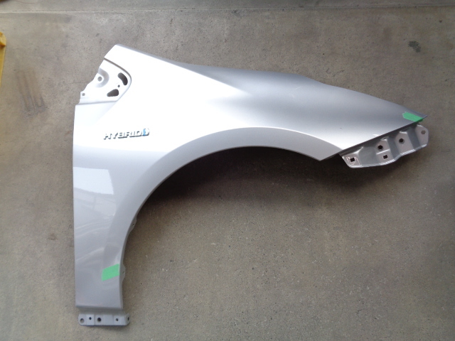 フロントガラス ピクシスメガ 5D ワゴン トヨタ LA700/710系 ボカシ