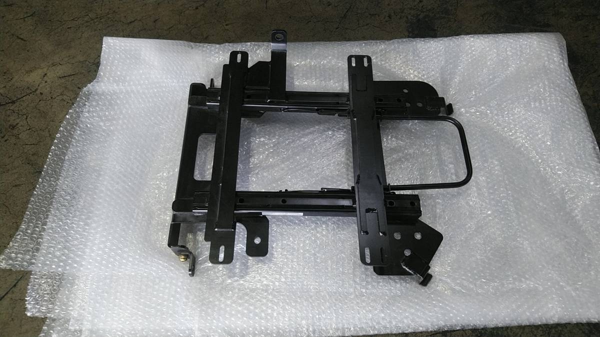 DA17V レカロ 正規品 シートレール エブリィ クリッパー ミニキャブ 