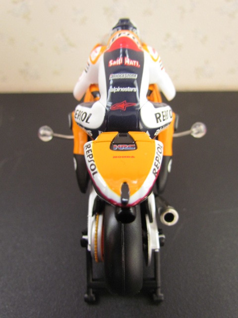 欠品 京商 ミニッツモトレーサー ヤマハYZR-M1 2011[梱0.1]