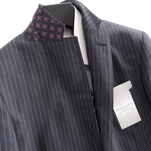 新品 ヒルトン Super120's ストライプ ウール スーツ AB7(やや幅広LL