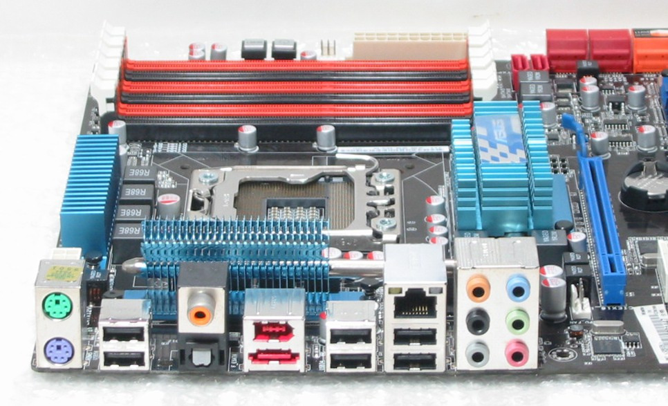 専用ページです ASUS P6T Intel X58 LGA1366 ATX 最新BIOS ASUS P6T SE Intel Core i7