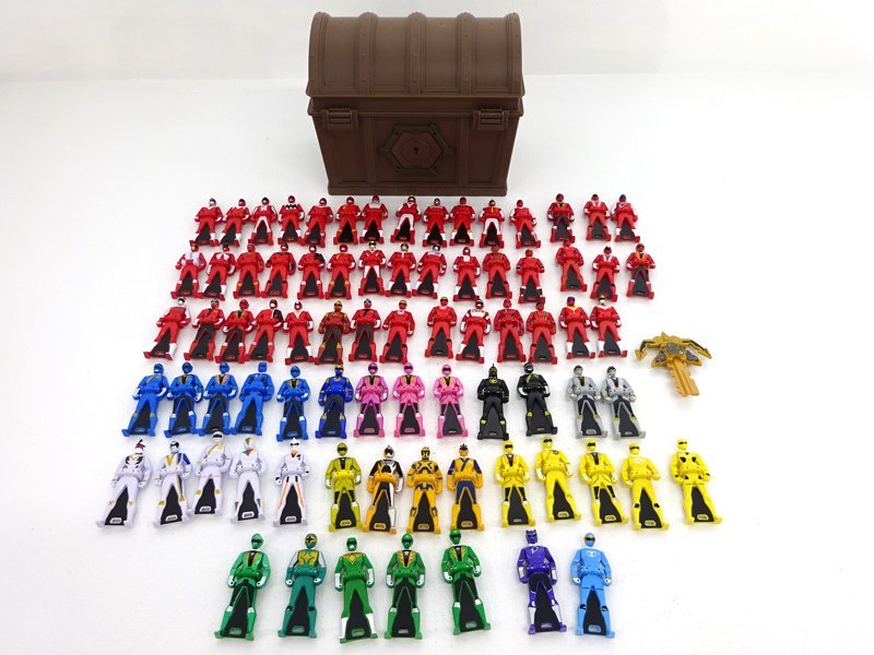 ☆中古☆海賊戦隊ゴーカイジャー レンジャーキー 大量まとめ売り 79体