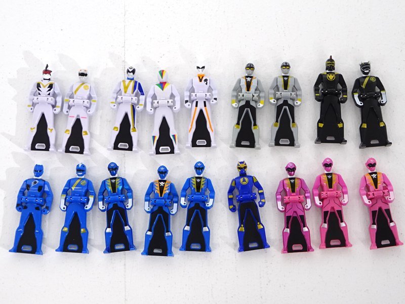 ☆中古☆海賊戦隊ゴーカイジャー レンジャーキー 大量まとめ売り 79体