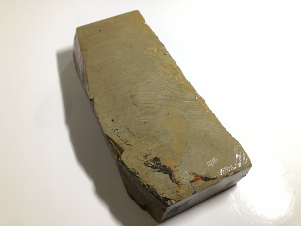 天然砥石 若狭 戸前 778g 合砥 仕上砥 鉋 鑿 大工道具 包丁 小刀 彫刻刀 木彫 カミソリ 研ぎ 研磨 砥石 天然砥石 若狭 | 道具の専門 若狭田村山巣板 -
