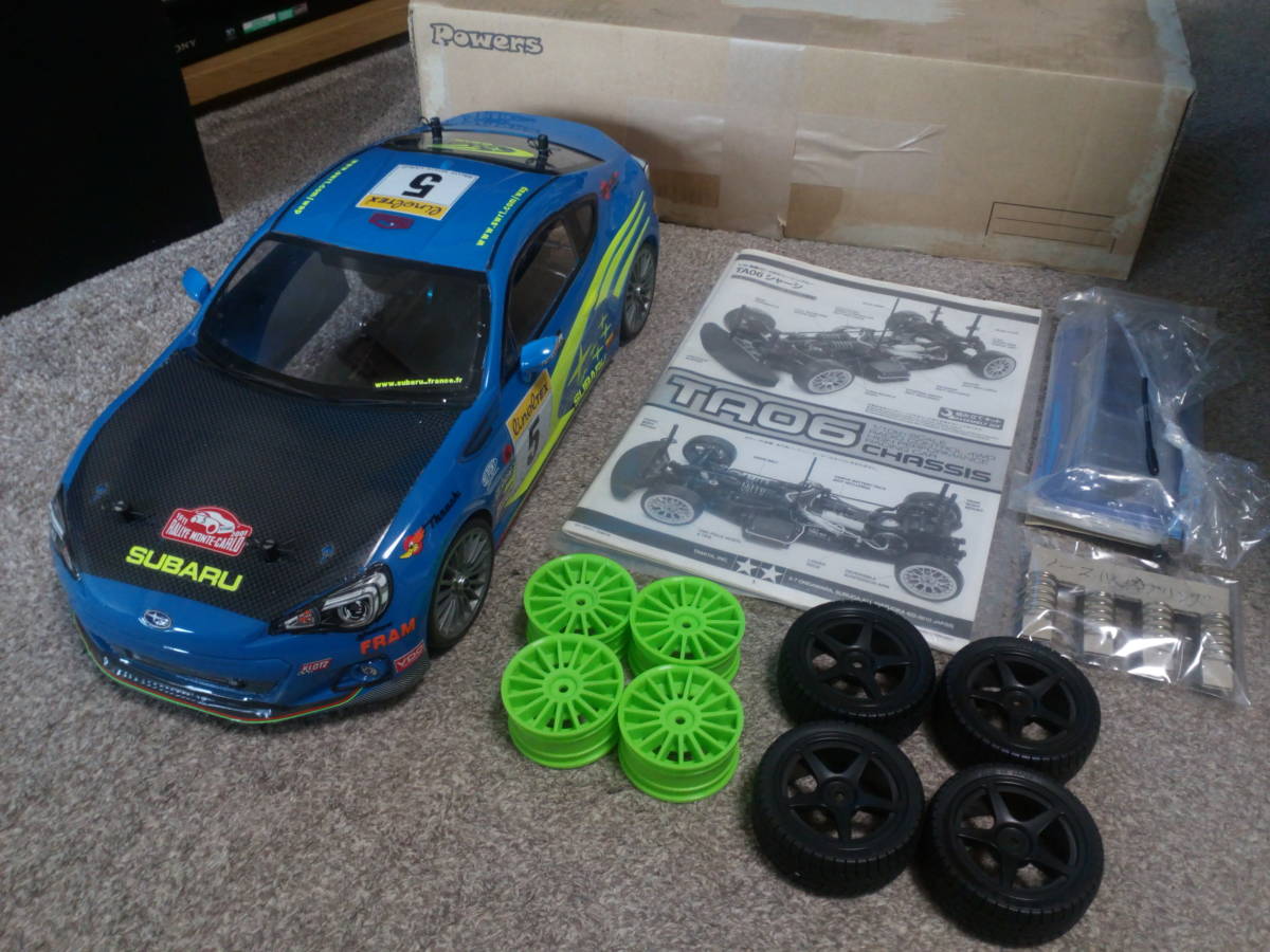 タミヤ製TA06フルベア仕様サーボ付き+スバルBRZボディー付き+ ホイール  