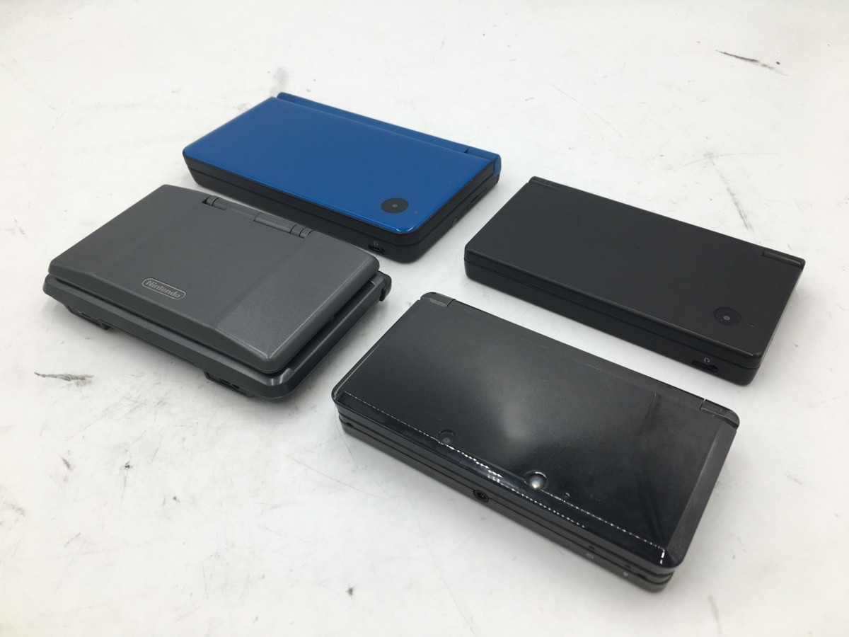100%新品，お買い得 任天堂 ニンテンドー NINTENDO DS/3DS/DSi/DSiLL 計4点セット CTR-001 JPN 他 まとめ売り 0526 7(ニンテンドー3DS本体)｜売買されたオークション情報、yahooの商品情報をアーカイブ公開 - オークファン ニンテンドー3DS本体