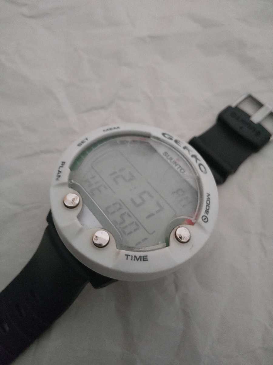 suunto GEKKO ダイビングコンピュータ 中古 ホワイト | Shop at  