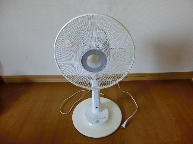 TOSHIBA 東芝 30cm リビング扇風機 F-LR6 風量4段 リモコン付き 