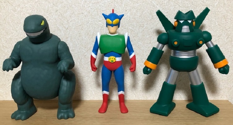 クレヨンしんちゃん アクション仮面 怪獣シリマルダシ カンタムロボ