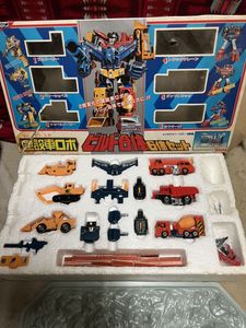 トランスフォーマー 車の値段と価格推移は 195件の売買情報を集計したトランスフォーマー 車の価格や価値の推移データを公開