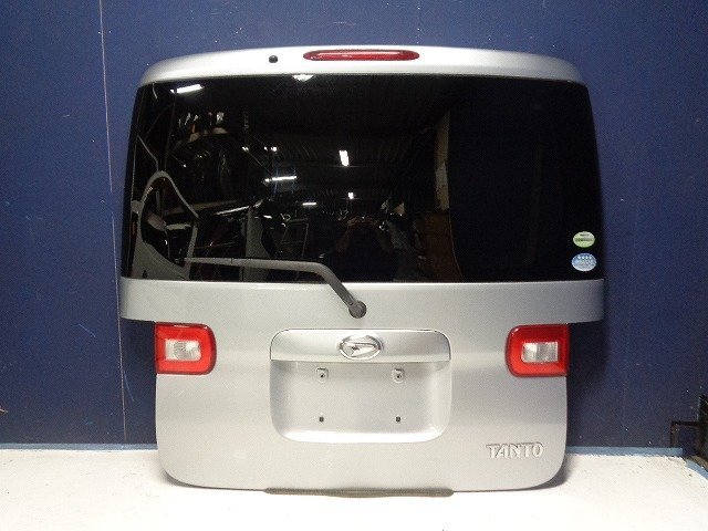 新品，セール 22 タントL375S リアゲート/バックドアS28シルバー 247(ダイハツ用)｜売買されたオークション情報、yahooの商品情報をアーカイブ公開 - オークファン ダイハツ用