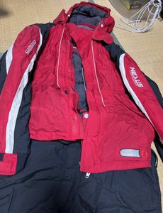 シマノ防寒着の値段と価格推移は 5件の売買情報を集計したシマノ防寒着の価格や価値の推移データを公開