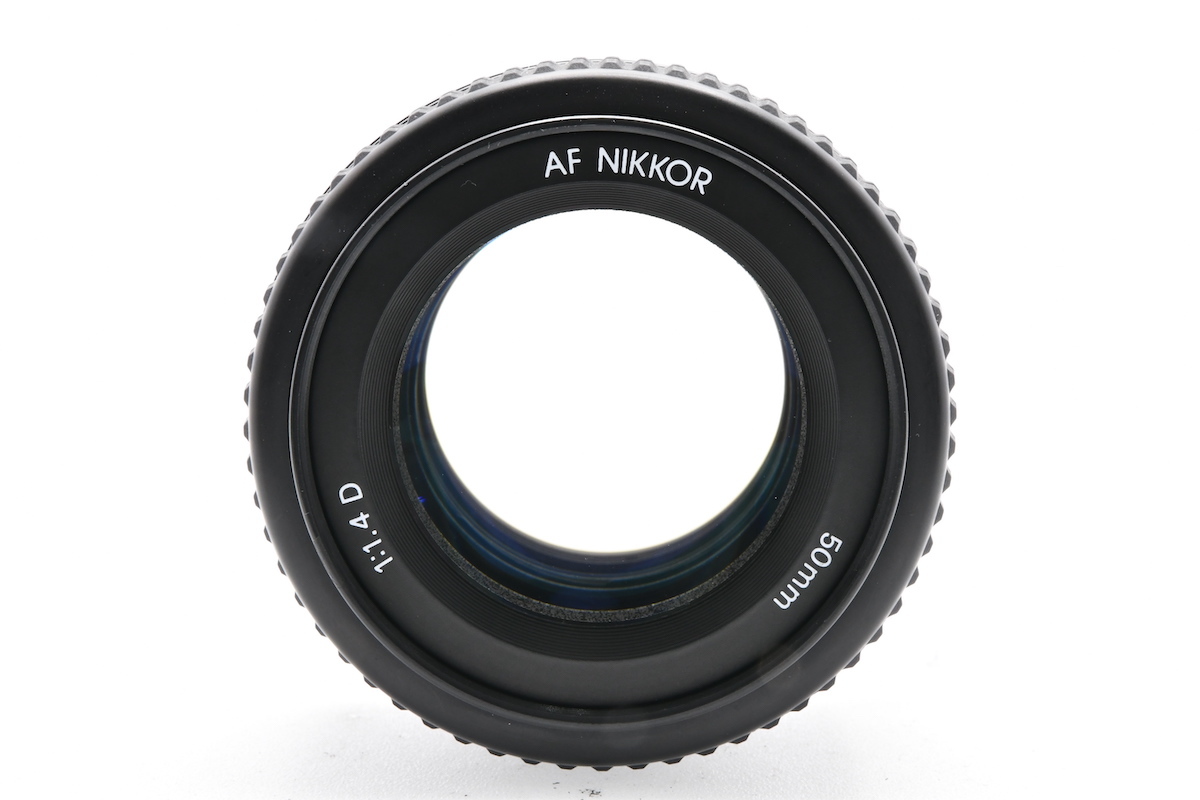 50mm Nikon AF Nikkor Lens | D - f⁄1.4D Review f⁄1.4 lens